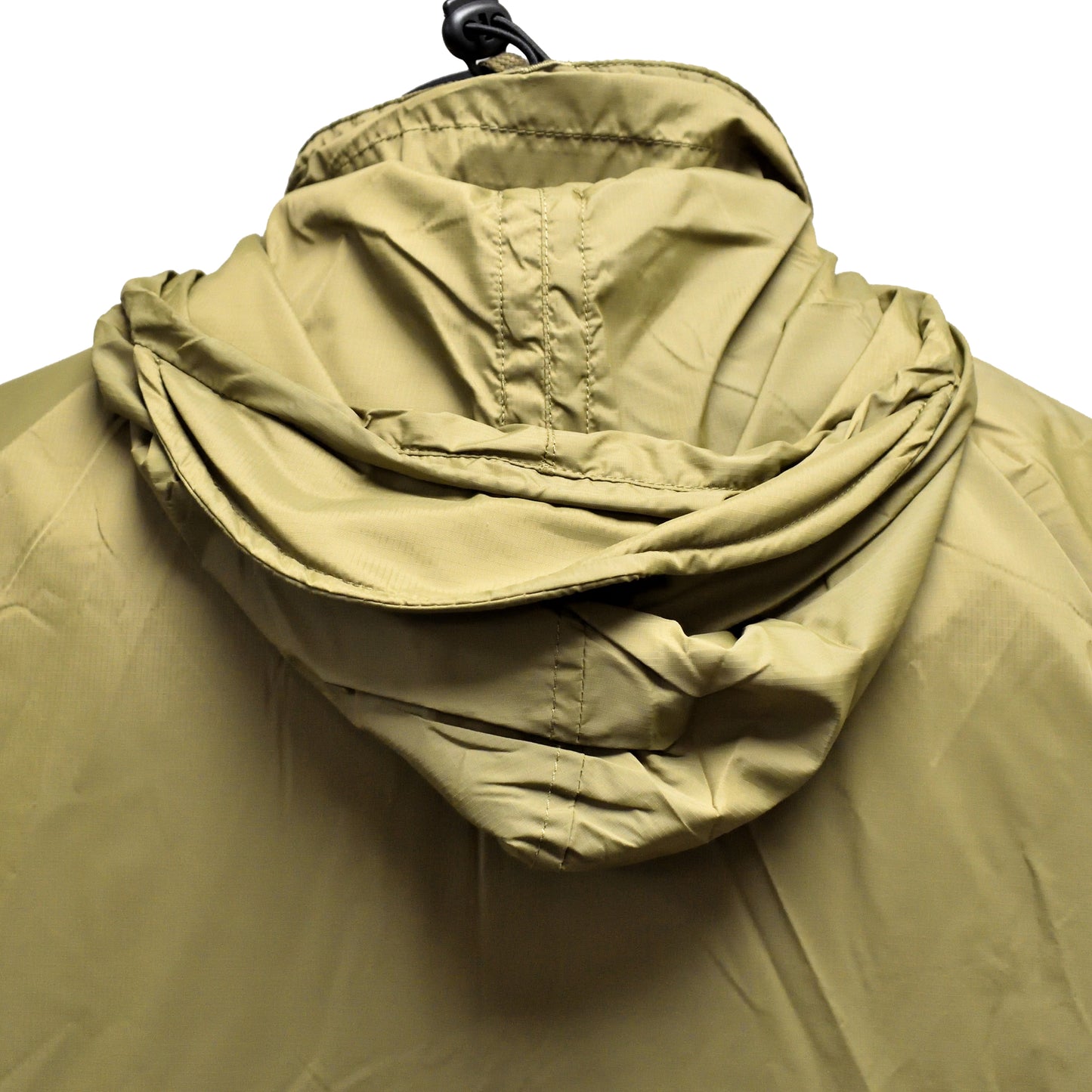 Close-up of hood draped down the back on British Army Thermal Jacket with Integral Stuff Bag in PCS Olive.