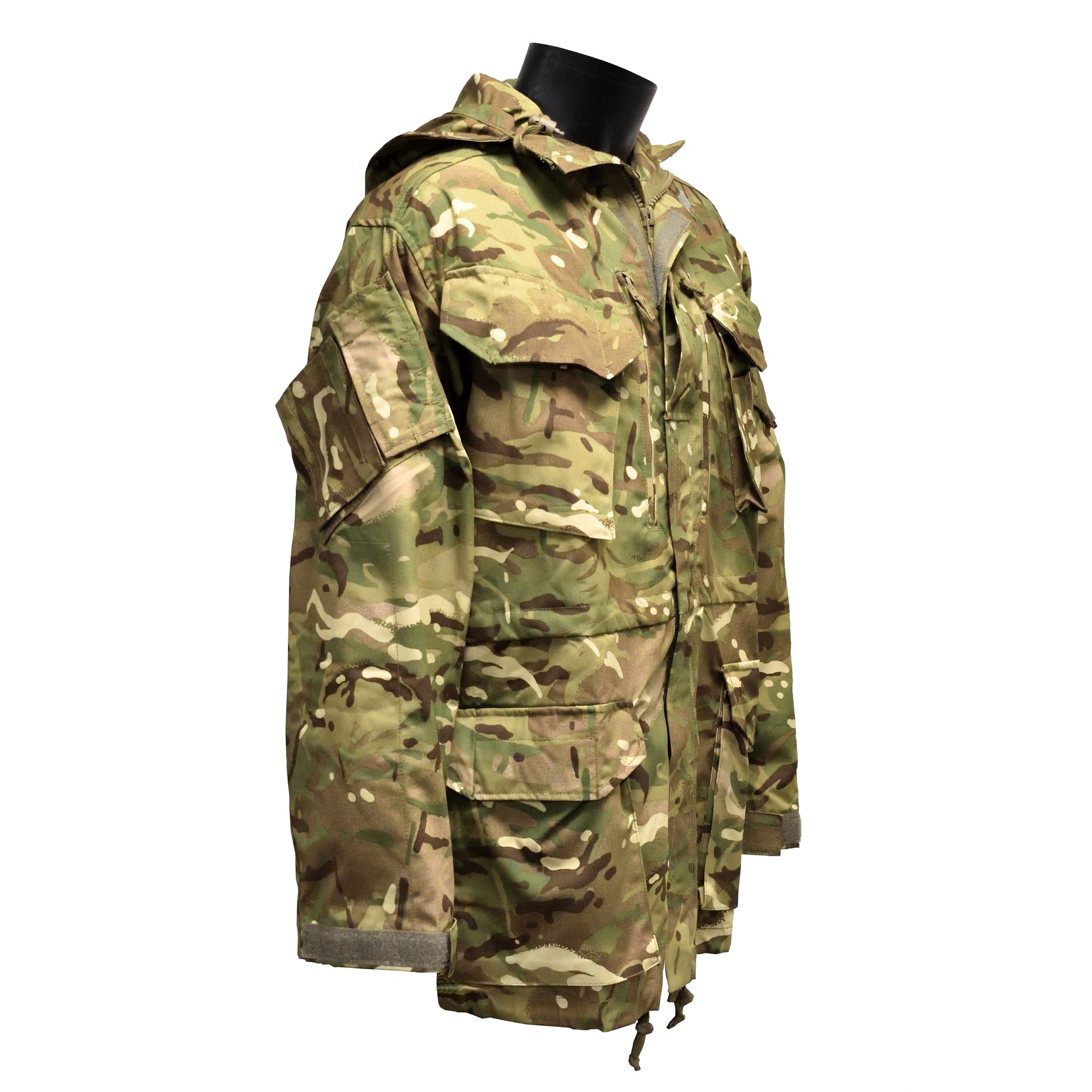 Right-angled front view of British Army Windproof Combat Smock MTP highlighting fit and design.