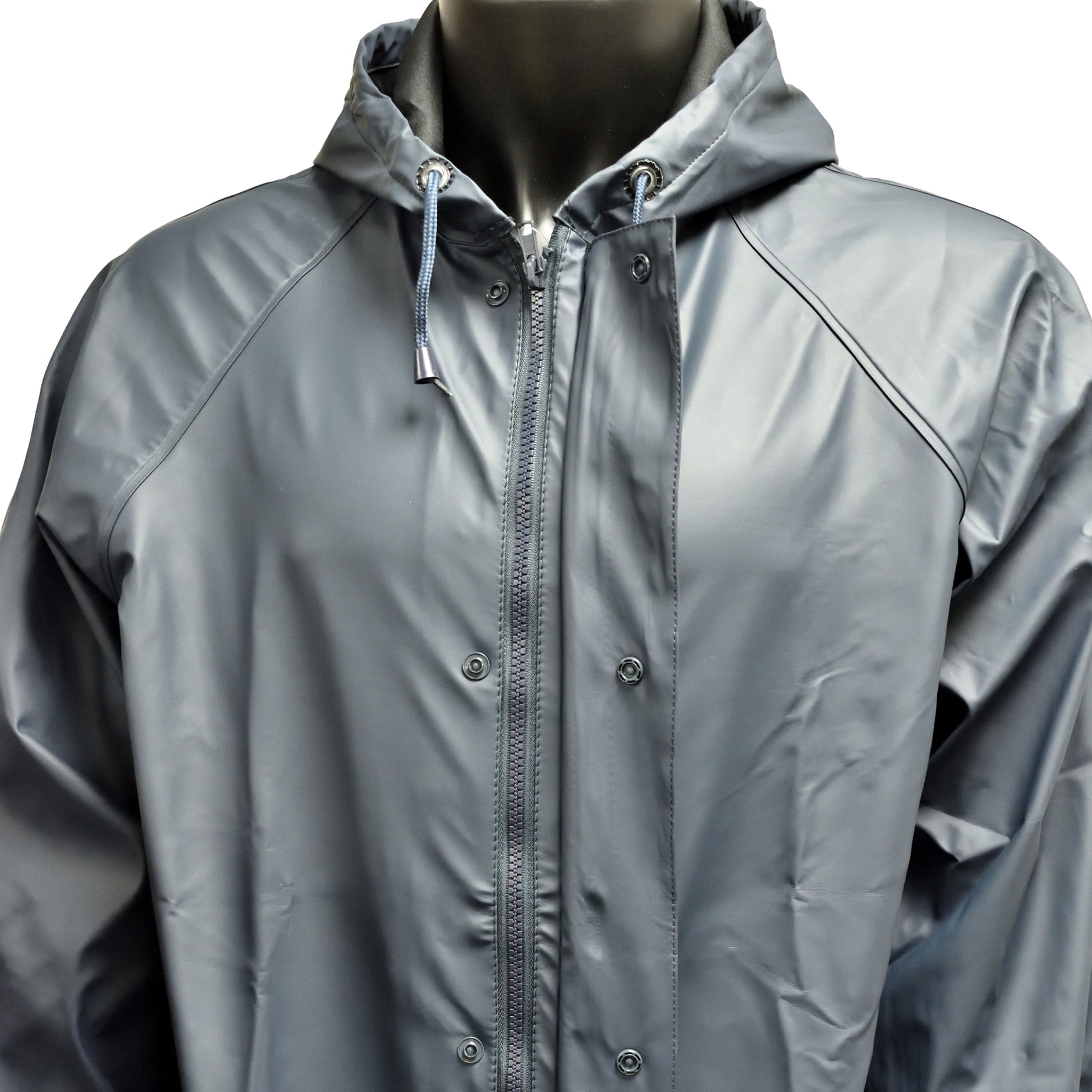 Close-up of waterproof zip and logo on Hydra Flex Waterproof Jacket Navy.