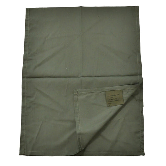 British Army Sweat Rag in Tropical Green, ideal for wiping sweat during outdoor activities.