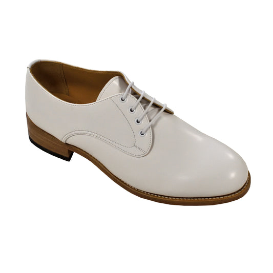 Front view of John Land Women’s Tropical Shoes in White with included canvas shoe bag.