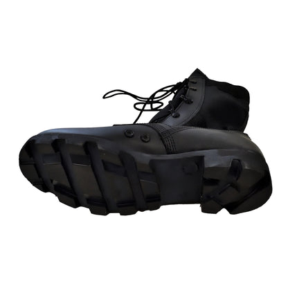 Sole detail of Wellco Peruana Combat Jungle Boots showing aggressive tread pattern.