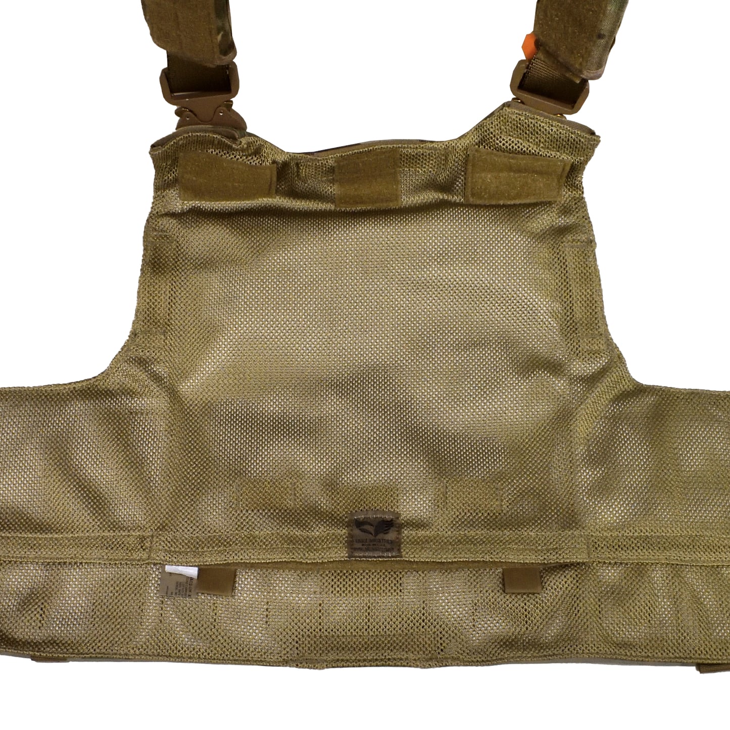 Close-up of interior and strap adjustment details on BALCS Core Carrier MK2 MTP.